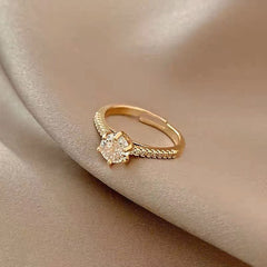 South Korea Fashion Personalized Flower Niche Design Ring